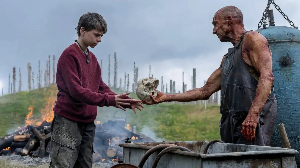 Кадр из фильма "28 лет спустя"