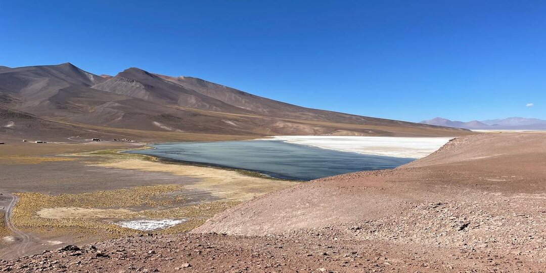 После обеда прогулялись несколько километров туда-обратно, кровь погоняли, красоту посмотрели