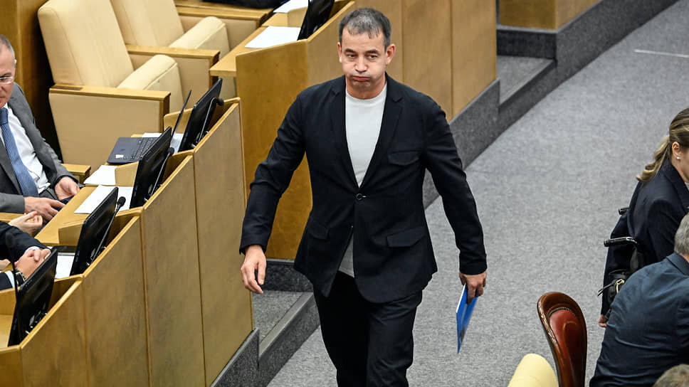 Первый заместитель председателя комитета Госдумы по культуре Дмитрий Певцов.📷Фото: Дмитрий Духанин / Коммерсантъ