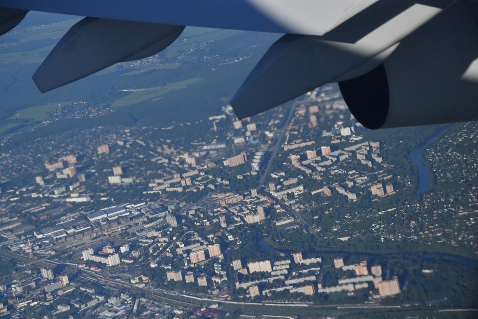    Иран закрыл небо для самолетов, следующих со стороны Ирака Владимир ВЕЛЕНГУРИН