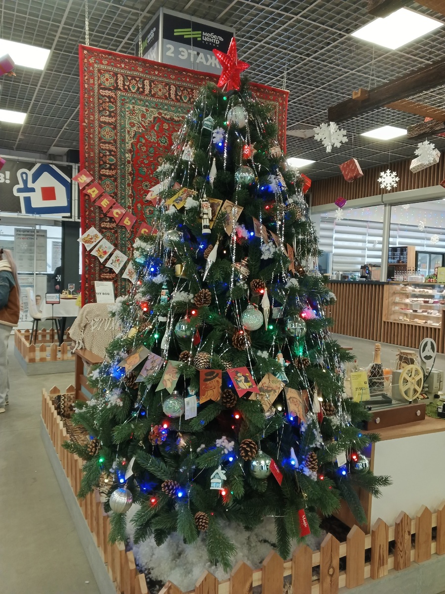 На входе уголок в советском стиле. Фото Галины Малышевой.