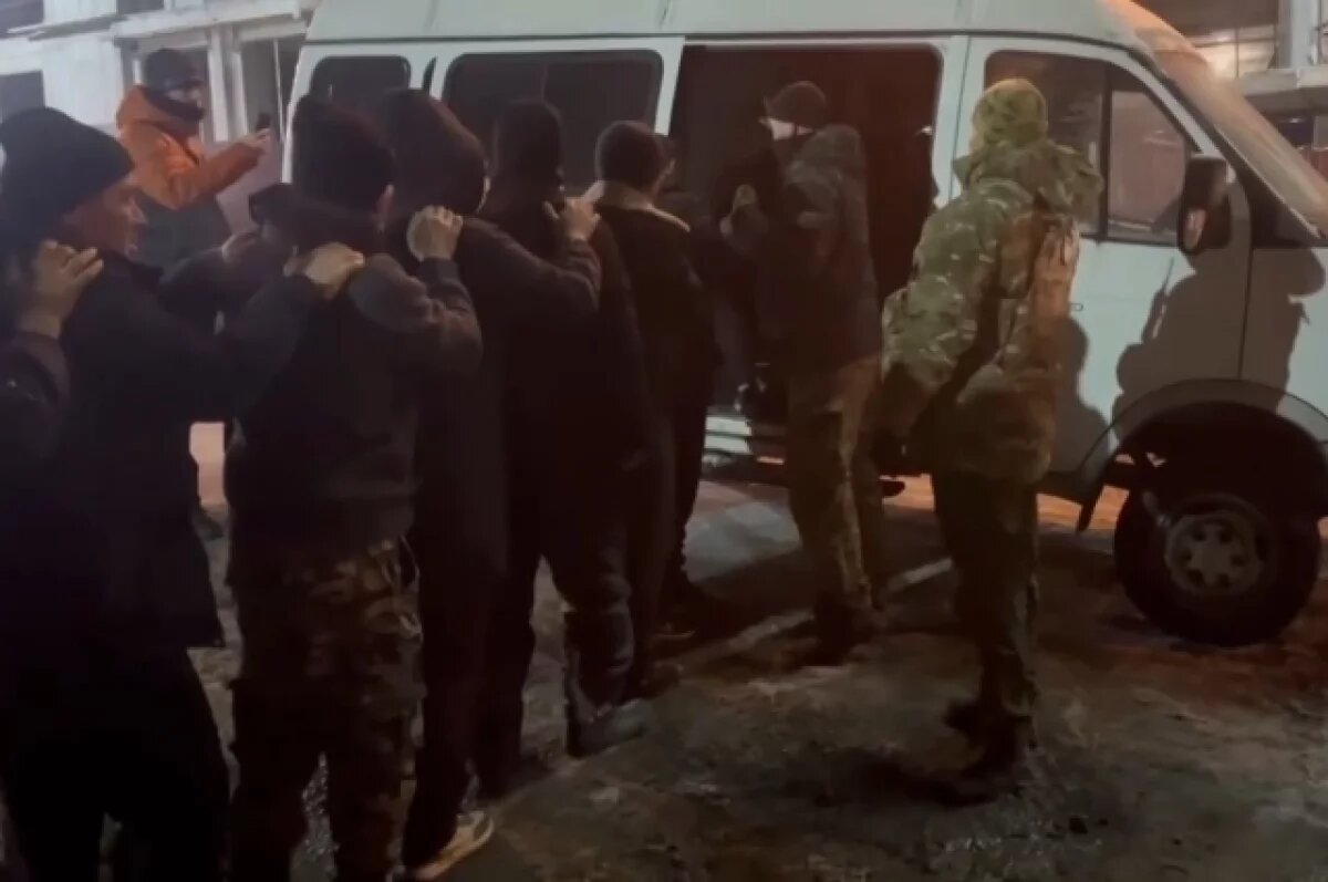    Сразу семерых иностранцев нелегалов вышлют из Приморья и из РФ