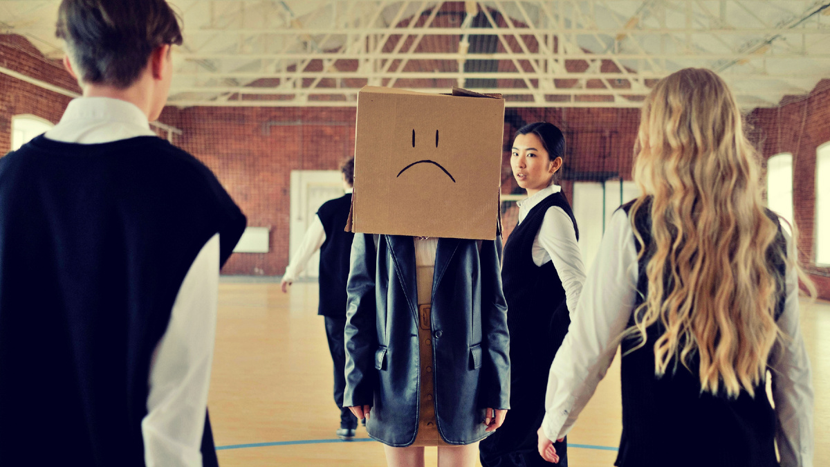 Титульная фотография к статье Олега Лубски «MENA и EMEA… А какие ещё бывают? Про регионы» | © авторы фото — Cottonbro Studio 2025 | автор обработки — Олег Лубски 2026