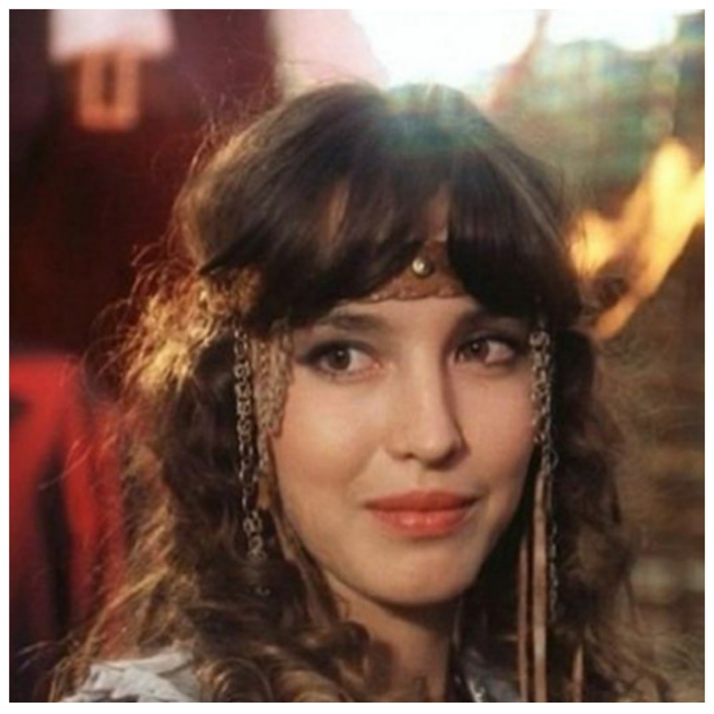 В 1987 году Анна Самохина получила главную женскую роль Мерседес в фильме Георгия Юнгвальд-Хилькевича «Узник замка Иф» (1988) по роману Александра Дюма «Граф Монте-Кристо»