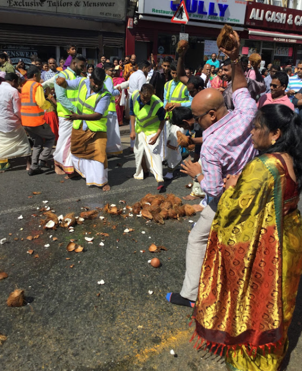 Тут официальное мероприятие какое-то