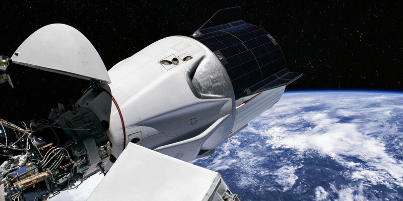 В большом космосе. фото: яндекс.