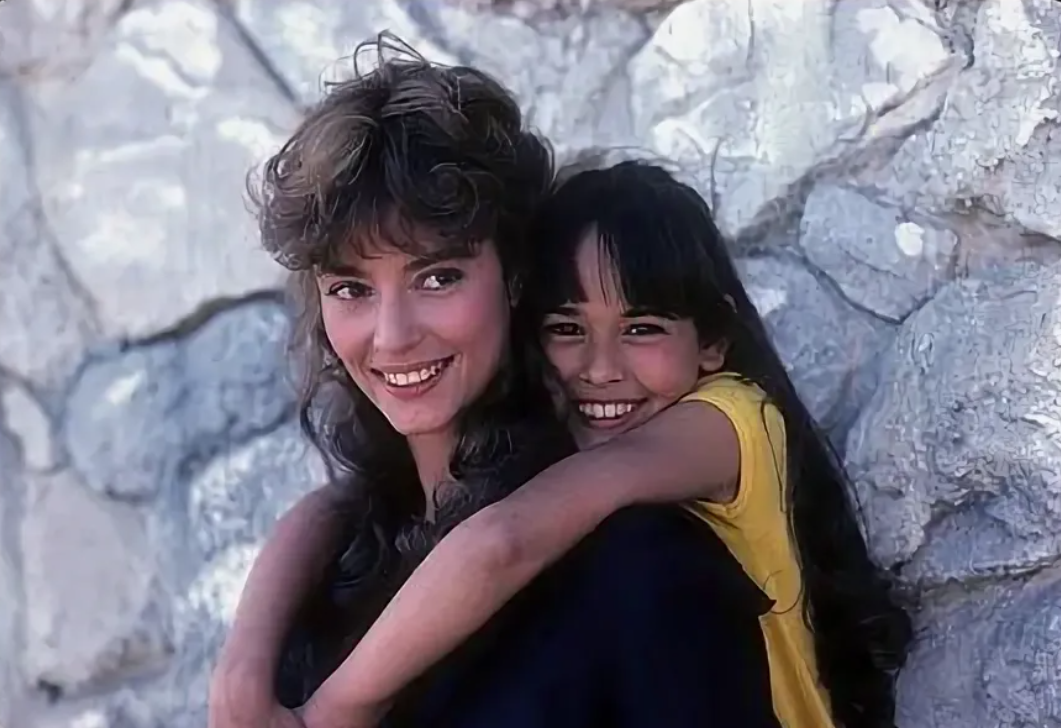 Сидни Пенни и Рэйчел Уорд