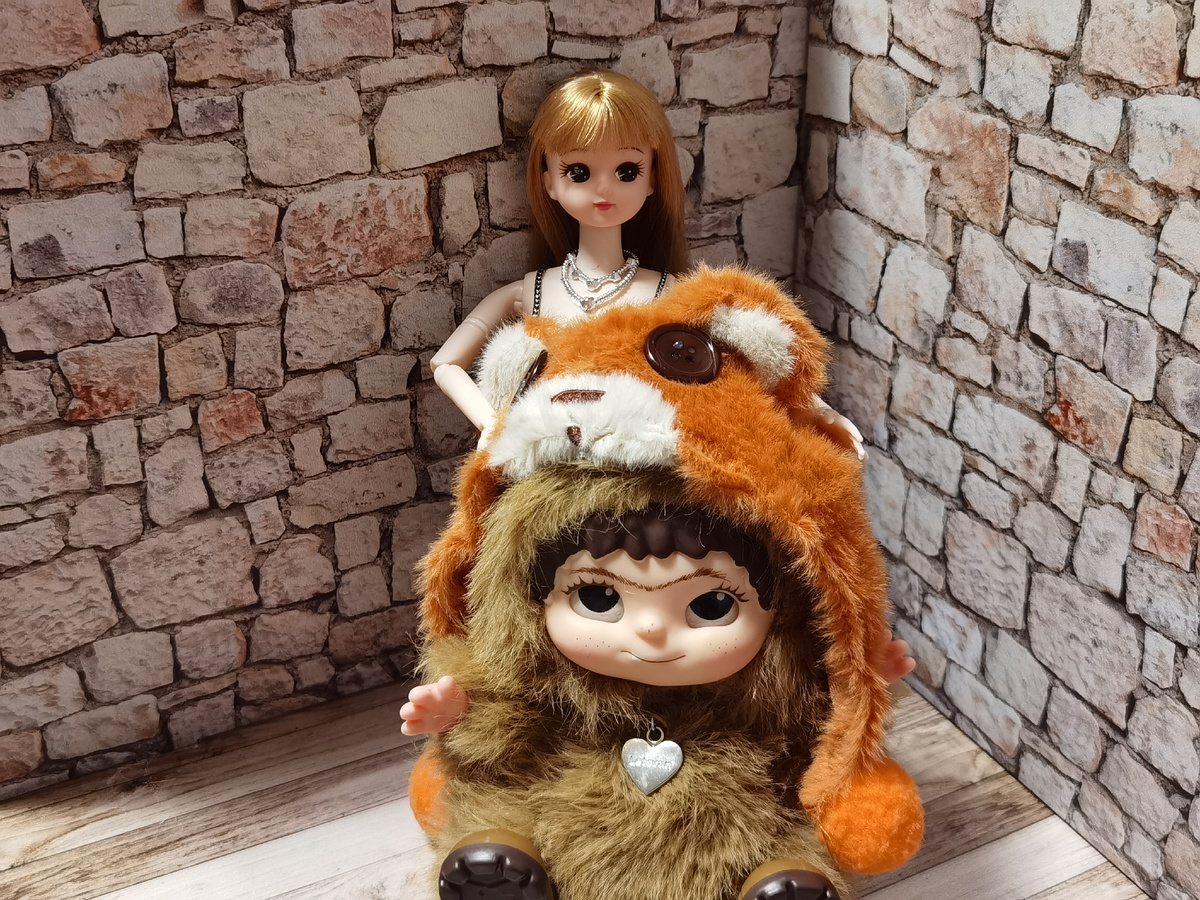 Ликка присматривает за детским садом 😁