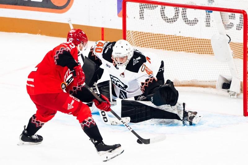    Фото: пресс-служба ХК «Автомобилист» / Момент матча