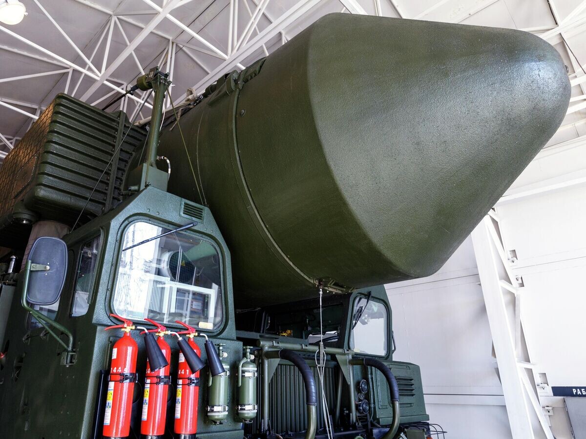    Подвижной грунтовой ракетный комплекс пятого поколения "Ярс" © РИА Новости . Вадим Савицкий