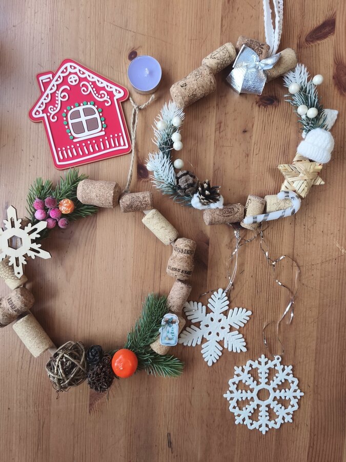 Мои "пробковые" новогодние веночки.