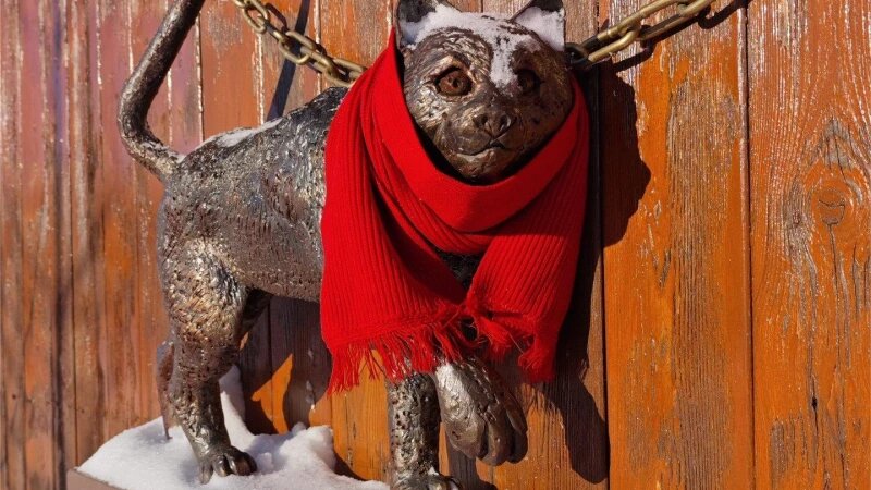     Статуи животных в барнаульском зоопарке. Барнаульский зоопарк