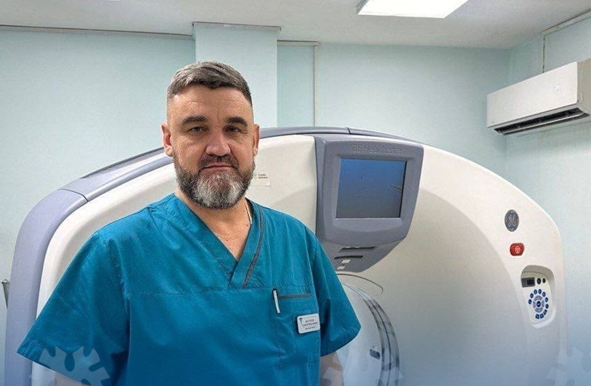    Доктор, доброволец, патриот