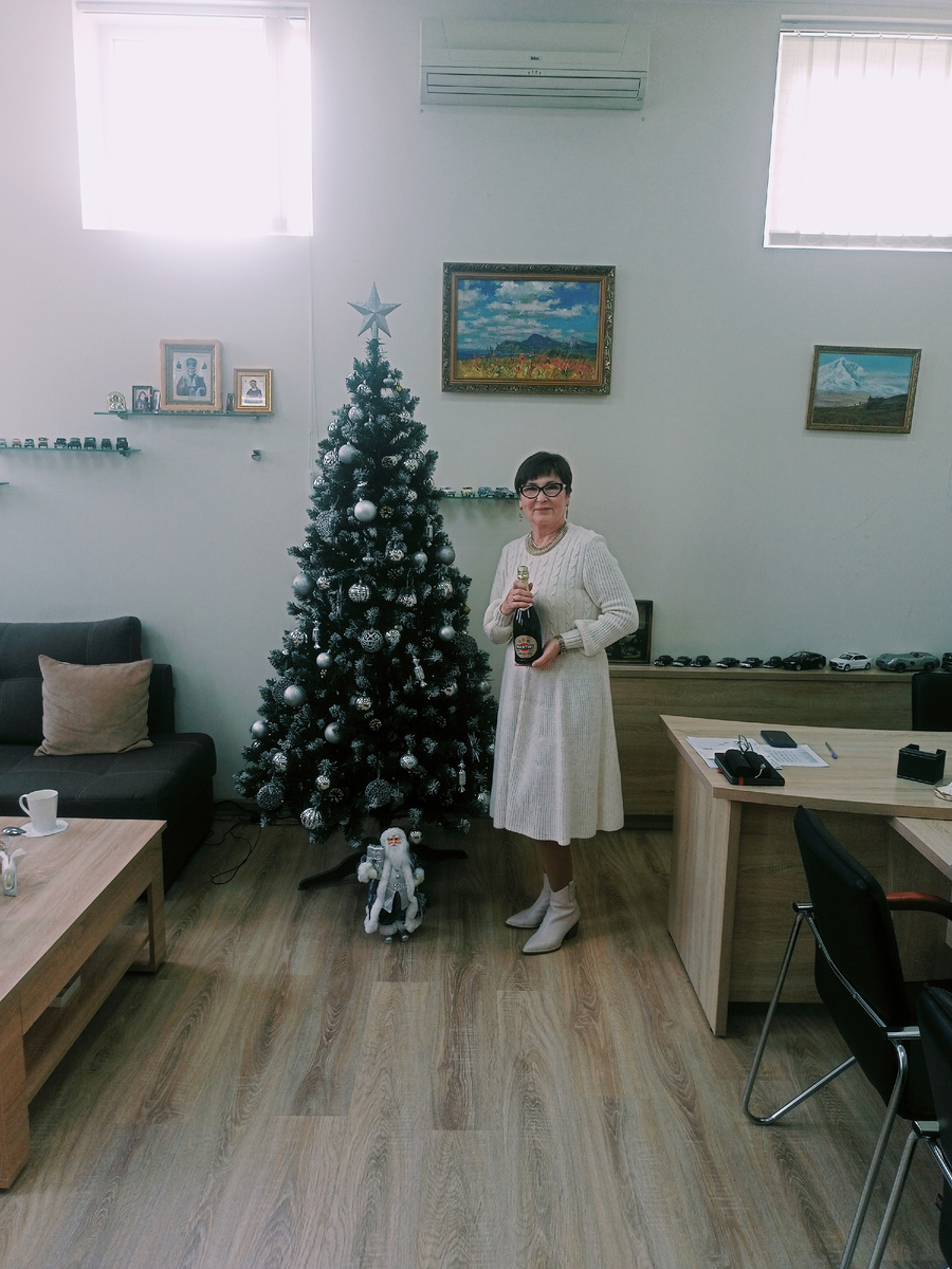 Фото автора. Куда же без шампанского!!!