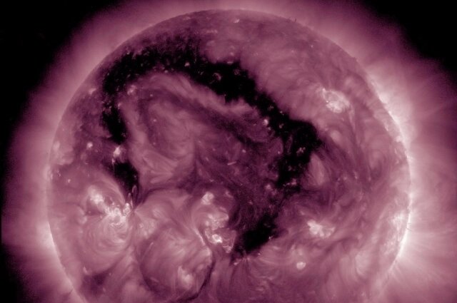    Корональная дыра на Солнце Фото: Лаборатория солнечной астрономии (ИКИ РАН и ИСЗФ СО РАН)
