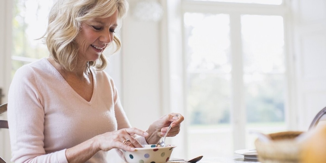 "После 60 животу НЕТ": Как балерина победила "беременный животик" одним простым трюком! (Февраль 2026)