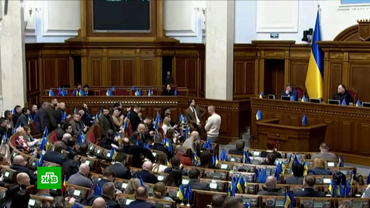    В Киеве прорвало канализацию в здании Минэнерго Украины