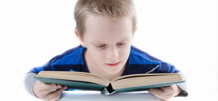 Говорят, что учиться никогда не поздно и в любом возрасте одинаково интересно / Фото: pxhere.com