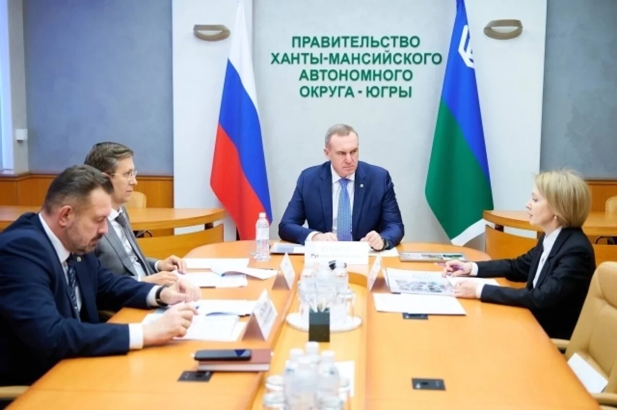    Накануне губернатор провёл рабочую встречу с детским омбудсменом.