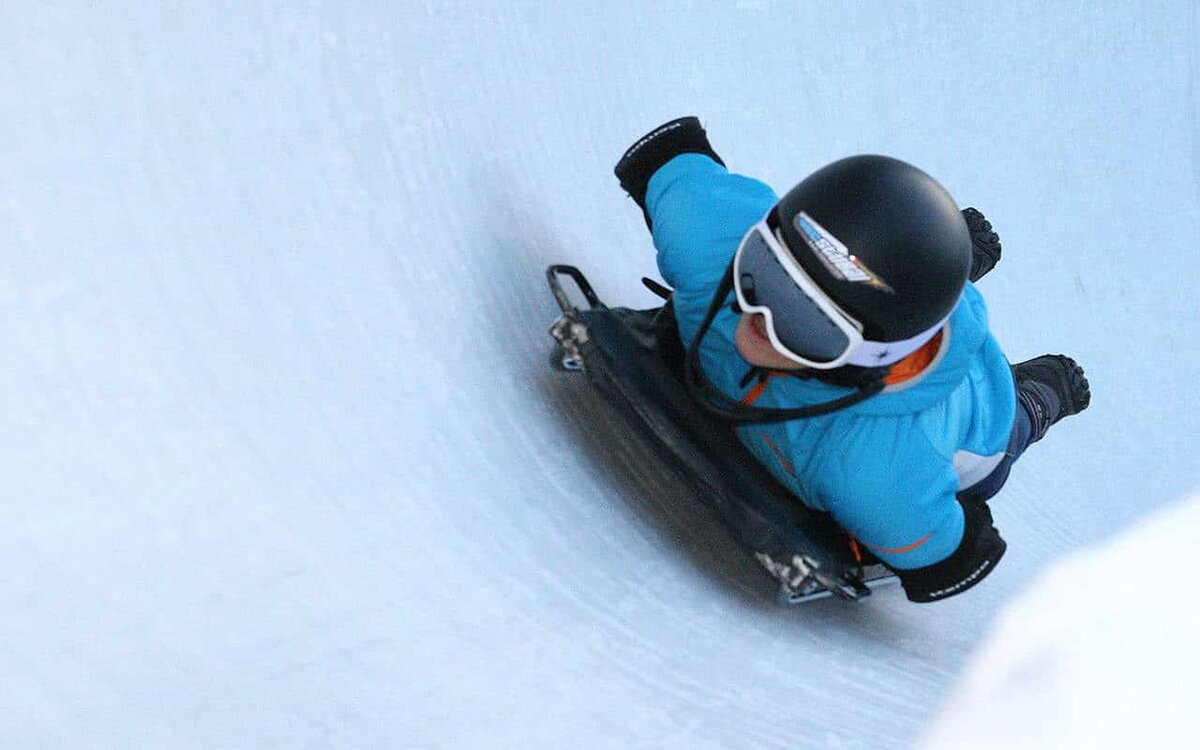 Заезд в скелетоне © knauseder-event.at