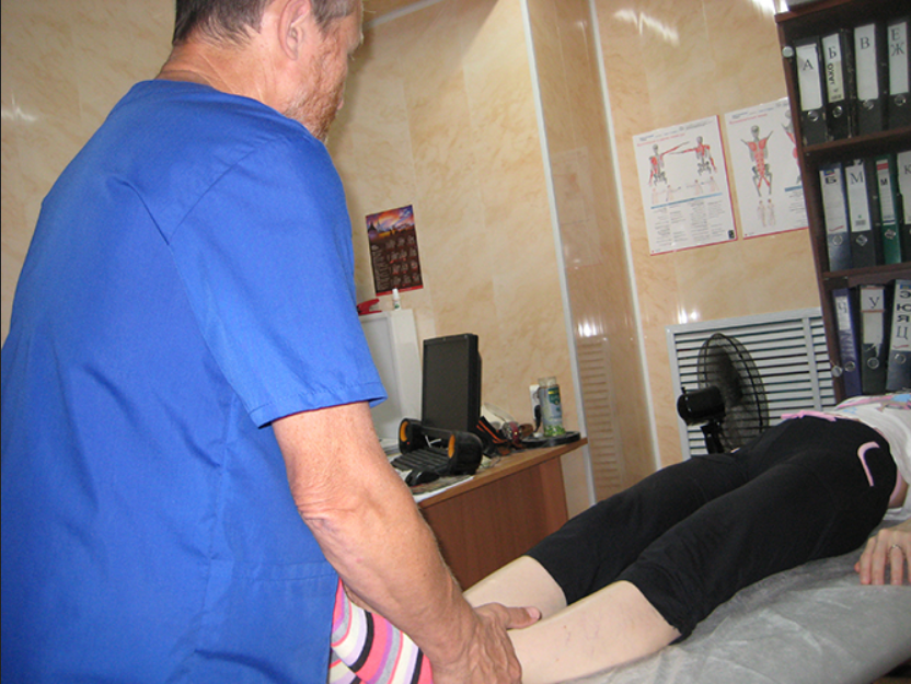 В Казанском центре кинезитерапии, первичная консультация и мышечные тесты