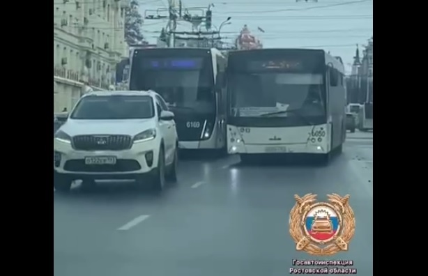    На фото стоп-кадр видеоматериала ТГ-канала Госавтоинспеции РО Редактор