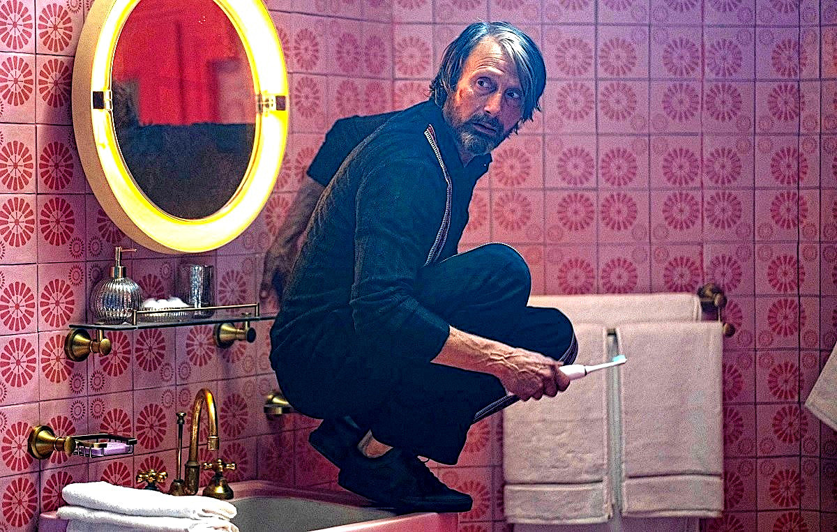 "Да здравствует мыло душистое / И полотенце пушистое / И зубной порошок / ... И паркура чуток..." 