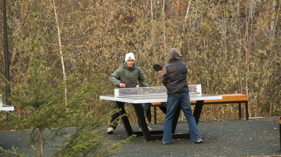    Спортивные и игровые площадки в парке «Юбилейном». Октябрь 2025 года. Источник: Виталий Барабаш