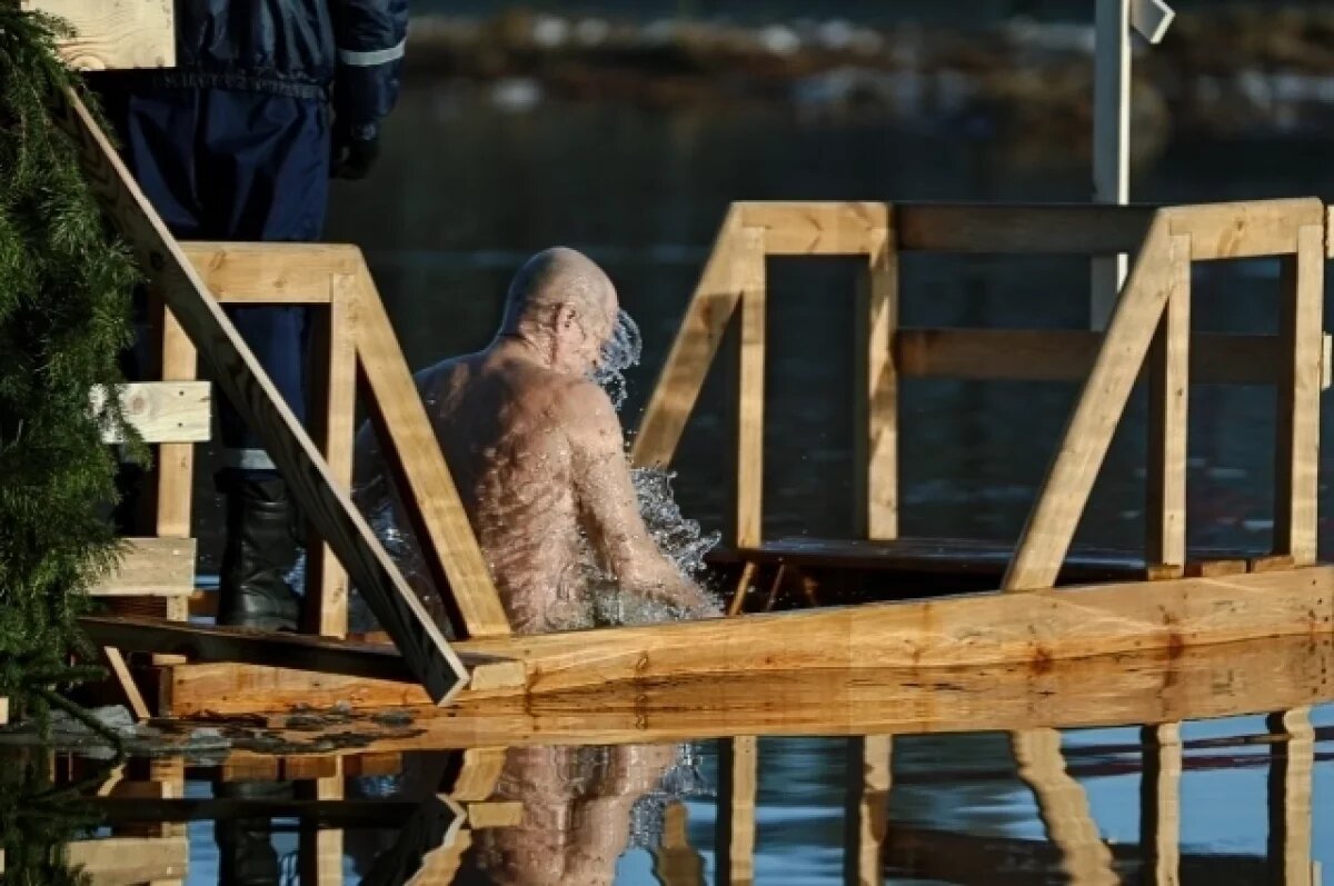    В Новосибирске в этом году не будет купели на озере «Спартак»