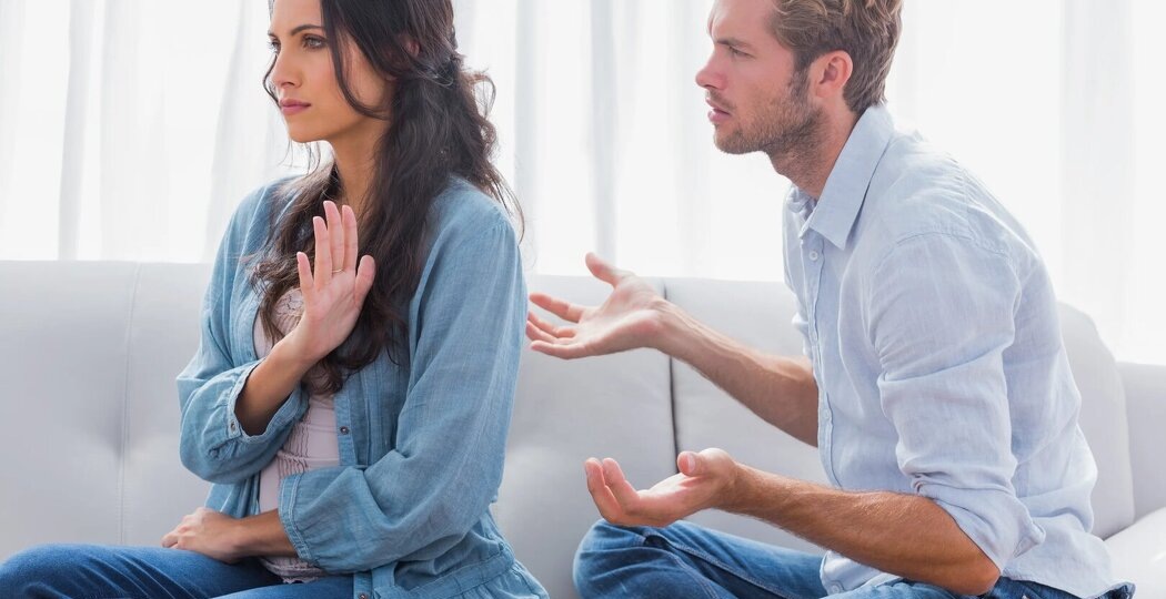 Молчание - это оружие моего партнёра.