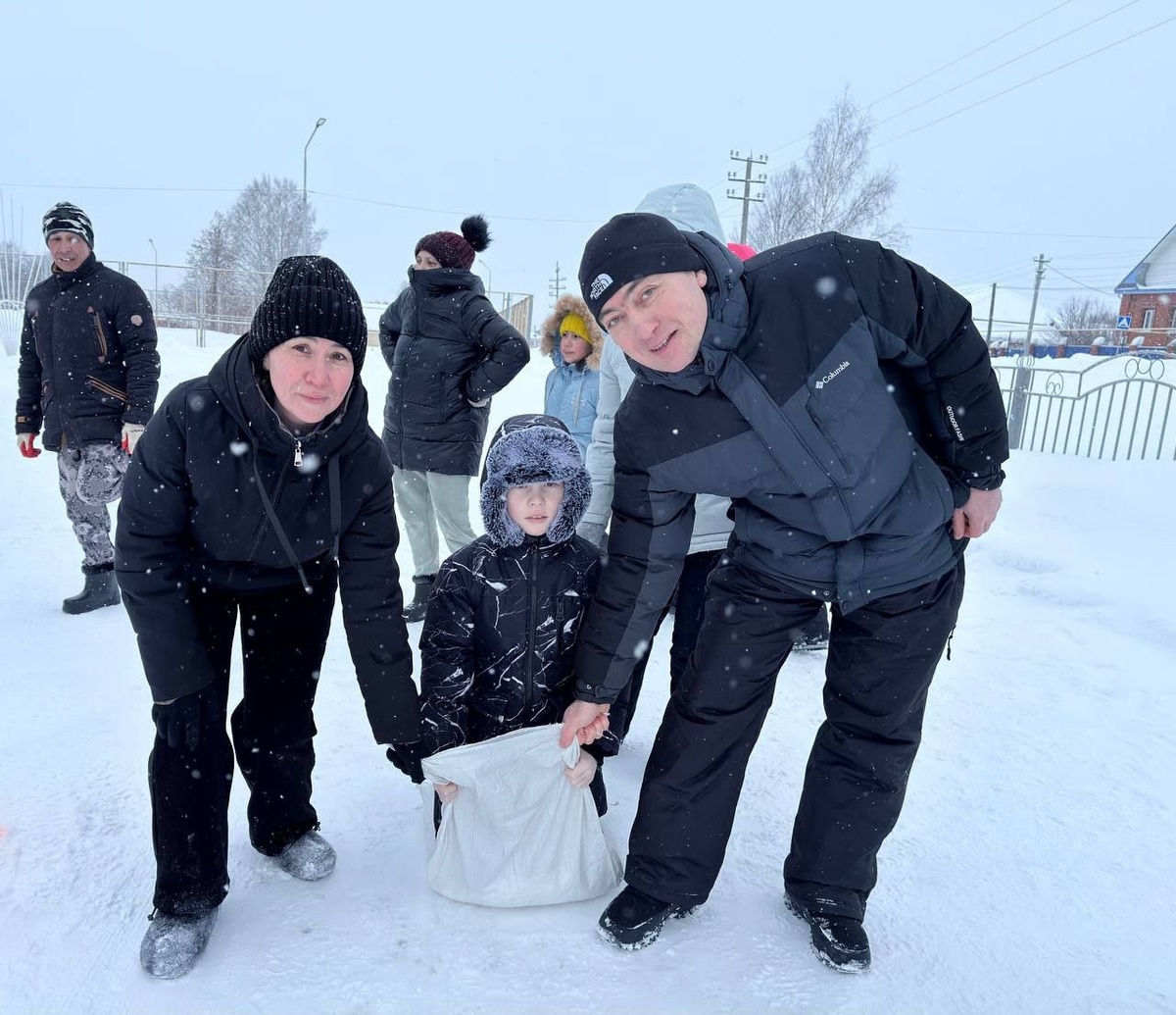 ФОТО С САЙТА ПАРТИИ «ЕР»,