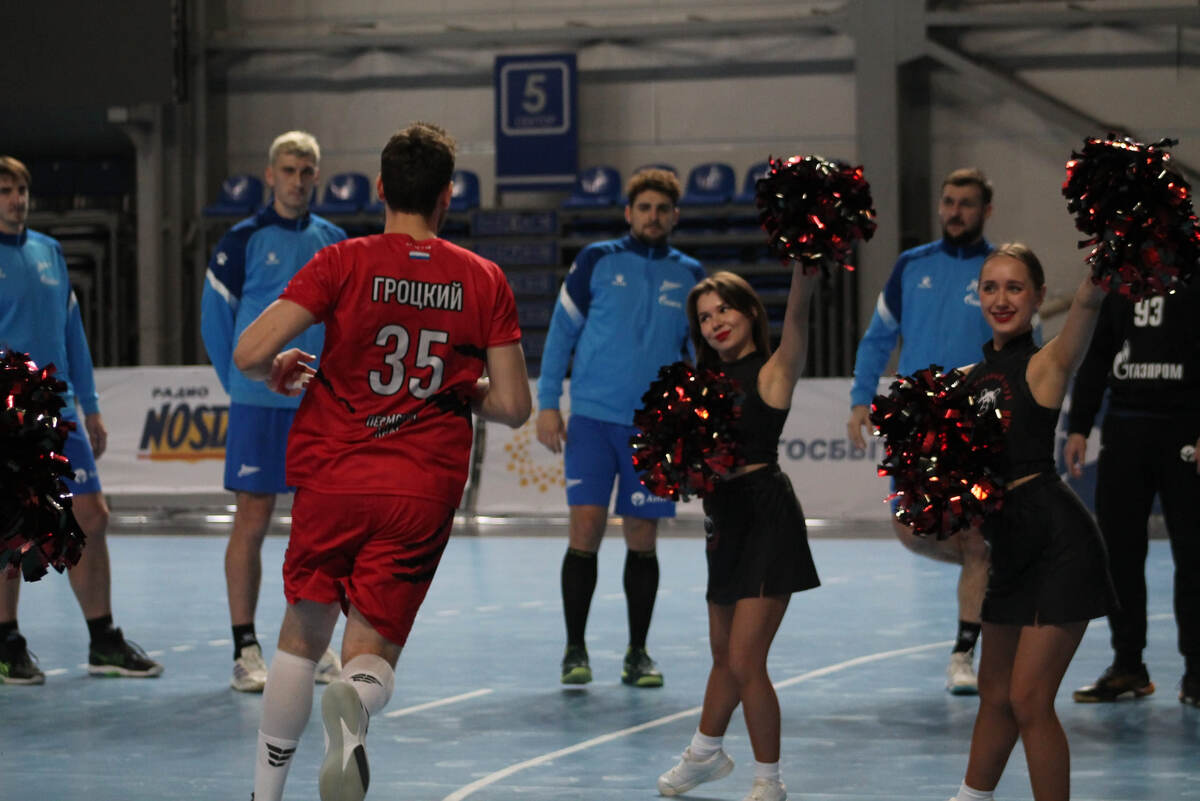    "Защитники, даже очень хорошие, всегда остаются в тени"