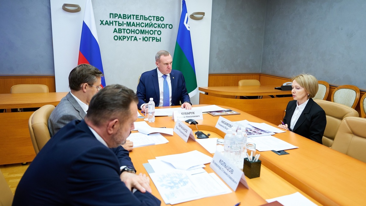    Губернатор Югры выдвинул кандидатуру детского омбудсмена Людмилы Низамовой на второй срок