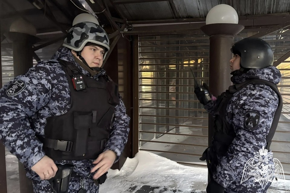    В Димитровграде росгвардейцы задержали женщину за кражу наушников из магазина | ФОТО: Управление Росгвардии РФ по Ульяновской области