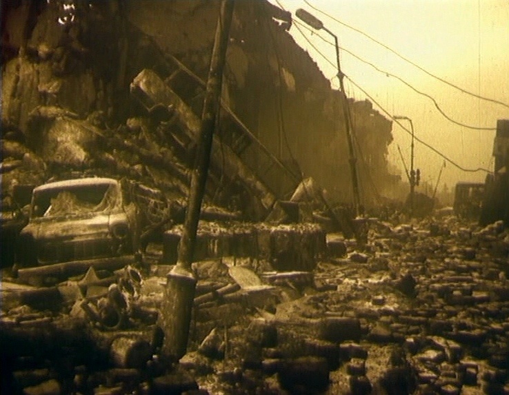 Кадр из фильма «Письма мёртвого человека» (1986). Скриншот.