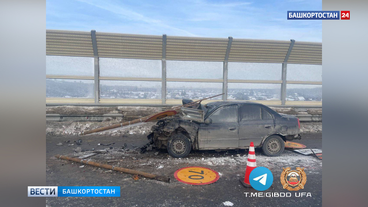   Водитель Hyundai Accent пострадал в ДТП с Renault Duster с прицепом на Восточном выезде в Уфе