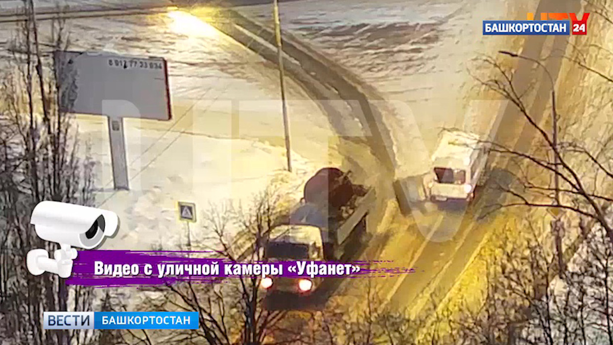    В Башкортостане на маршрутный автобус упала бочка