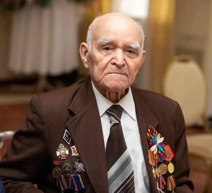    Почётный гражданин Оренбурга Рашит Баширов отмечает 99-й день рождения Мария Чалкина