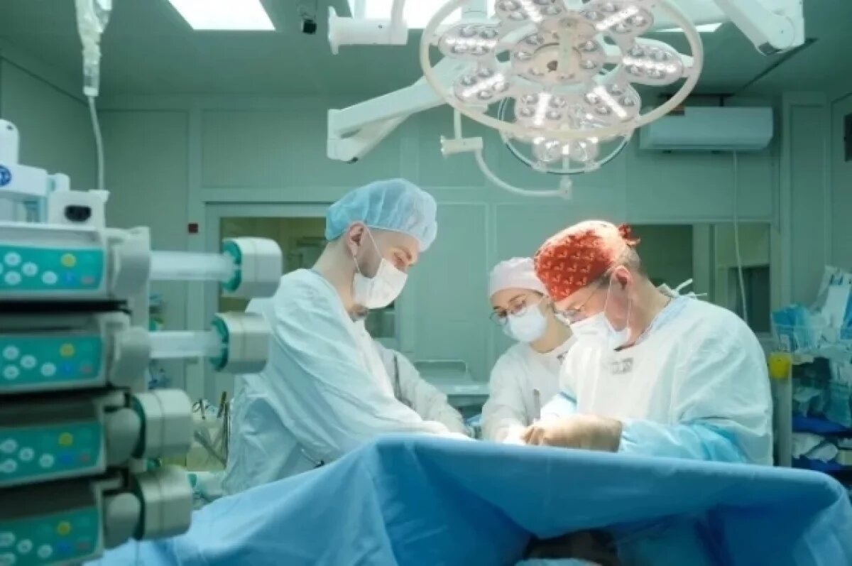    На Урале врачи удалили гигантскую опухоль весом более 60 килограммов