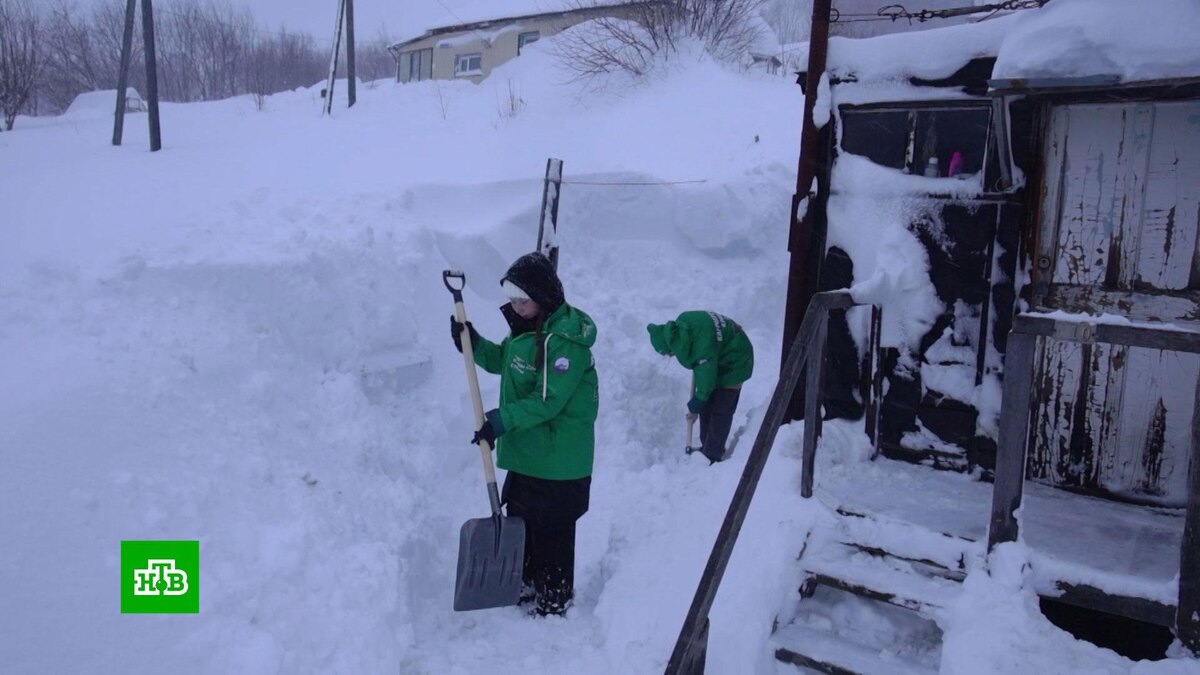    На Камчатке упавшая с крыши куча снега убила пенсионера