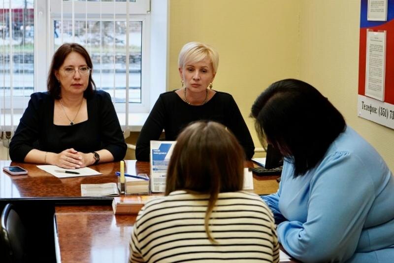    Соцсети Юлии Сударенко. Омбудсмен встречается с семьей погибшего на СВО контрактника