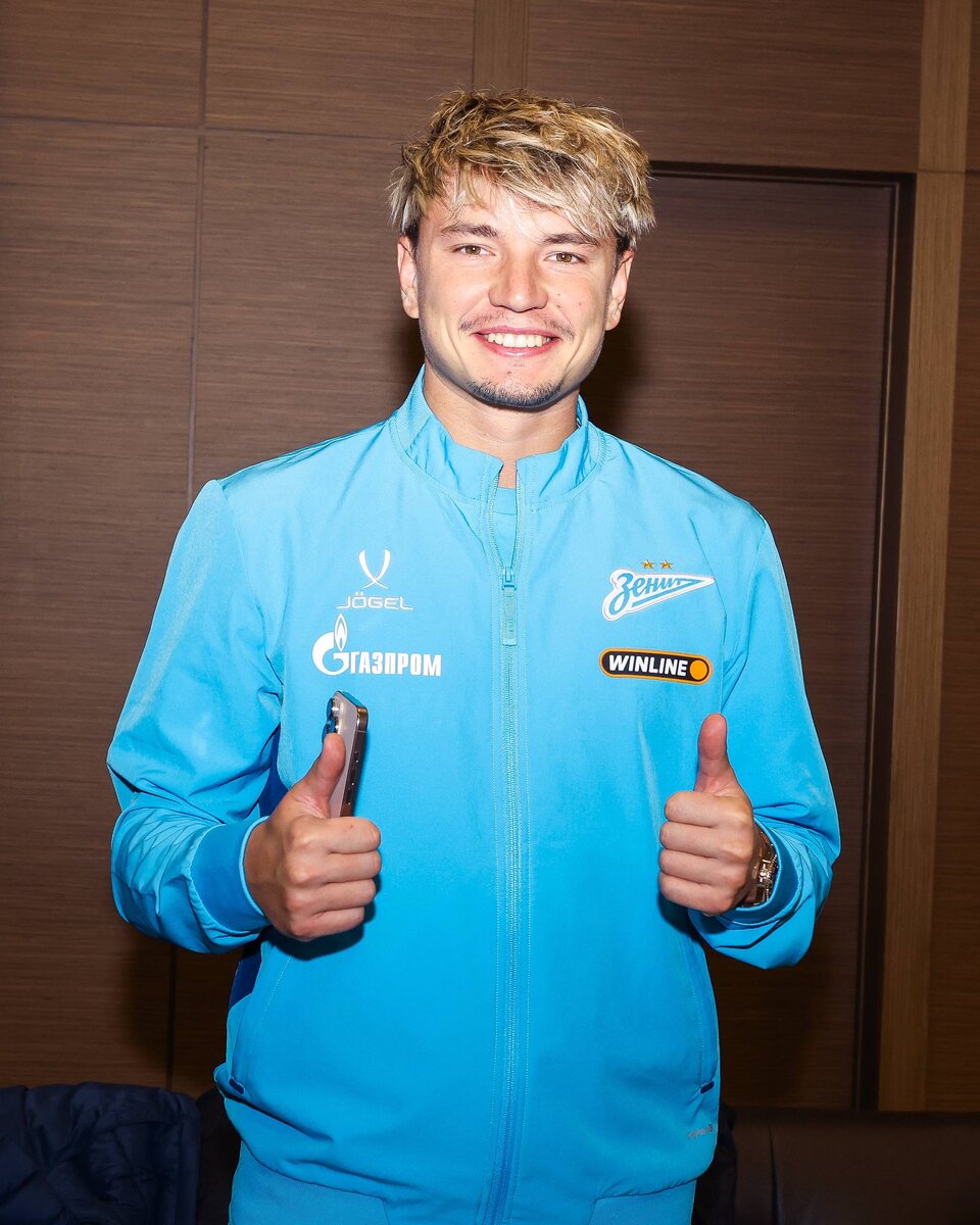    "Зенит" отправился на сбор в Катар Алексей Андрианов