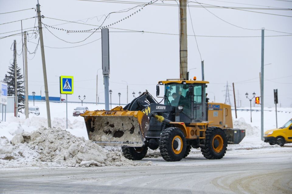    Подготовка купели на Крещение Господне в Барнауле. Источник: Виталий Барабаш