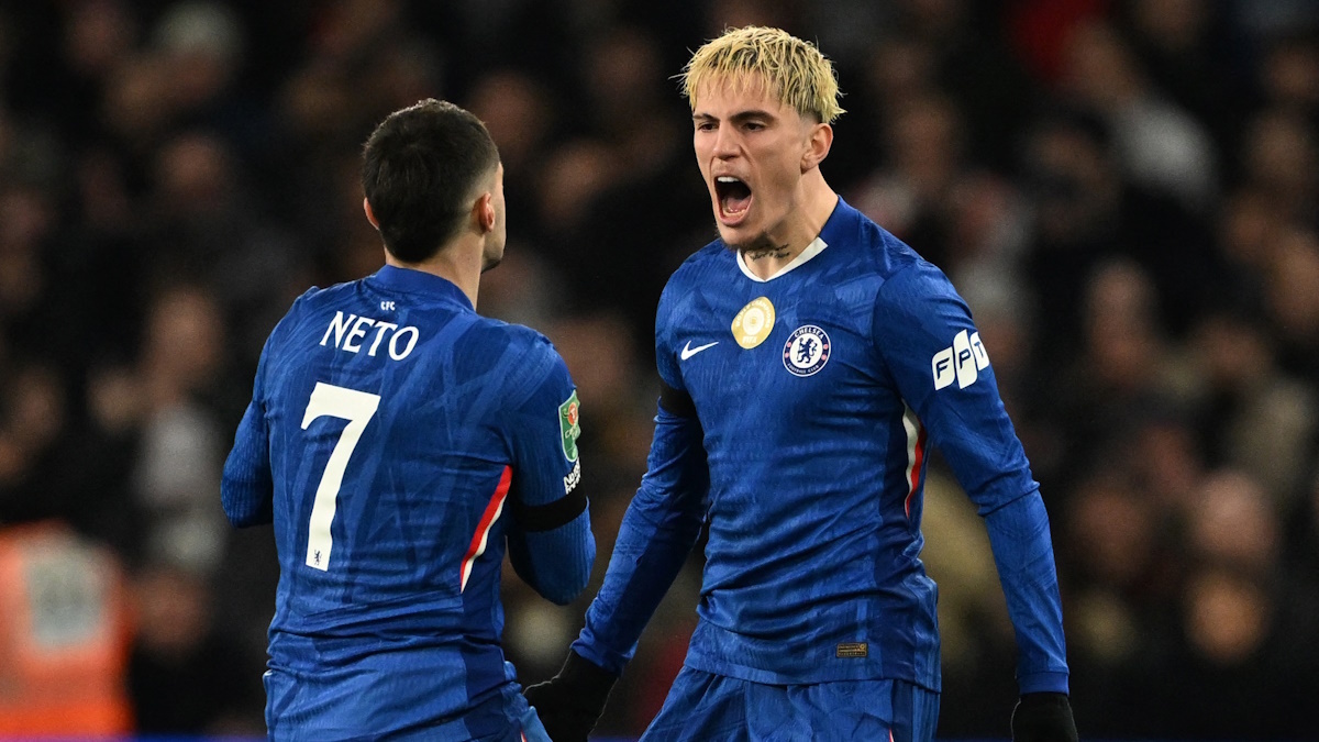    "Челси" проиграл "Арсеналу" в драматичной борьбе. Фото: REUTERS