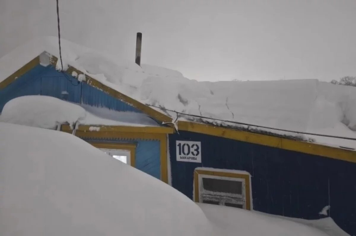    В Петропавловске-Камчатском из-за схода снега погиб второй человек за сутки