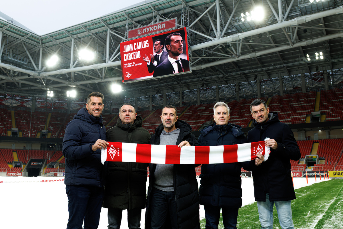 "Мы всё сможем!" — и другие волшебные заклинания от нового тренерского штаба "Спартака"