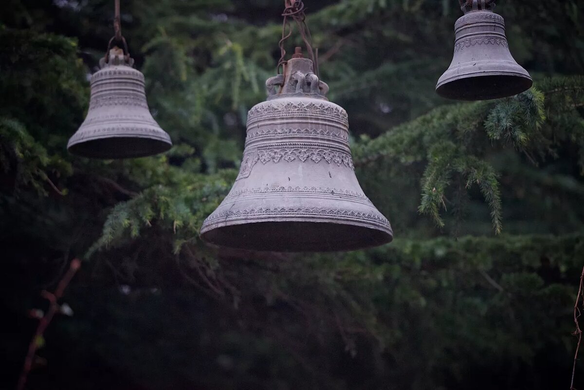 Церковные колокола.