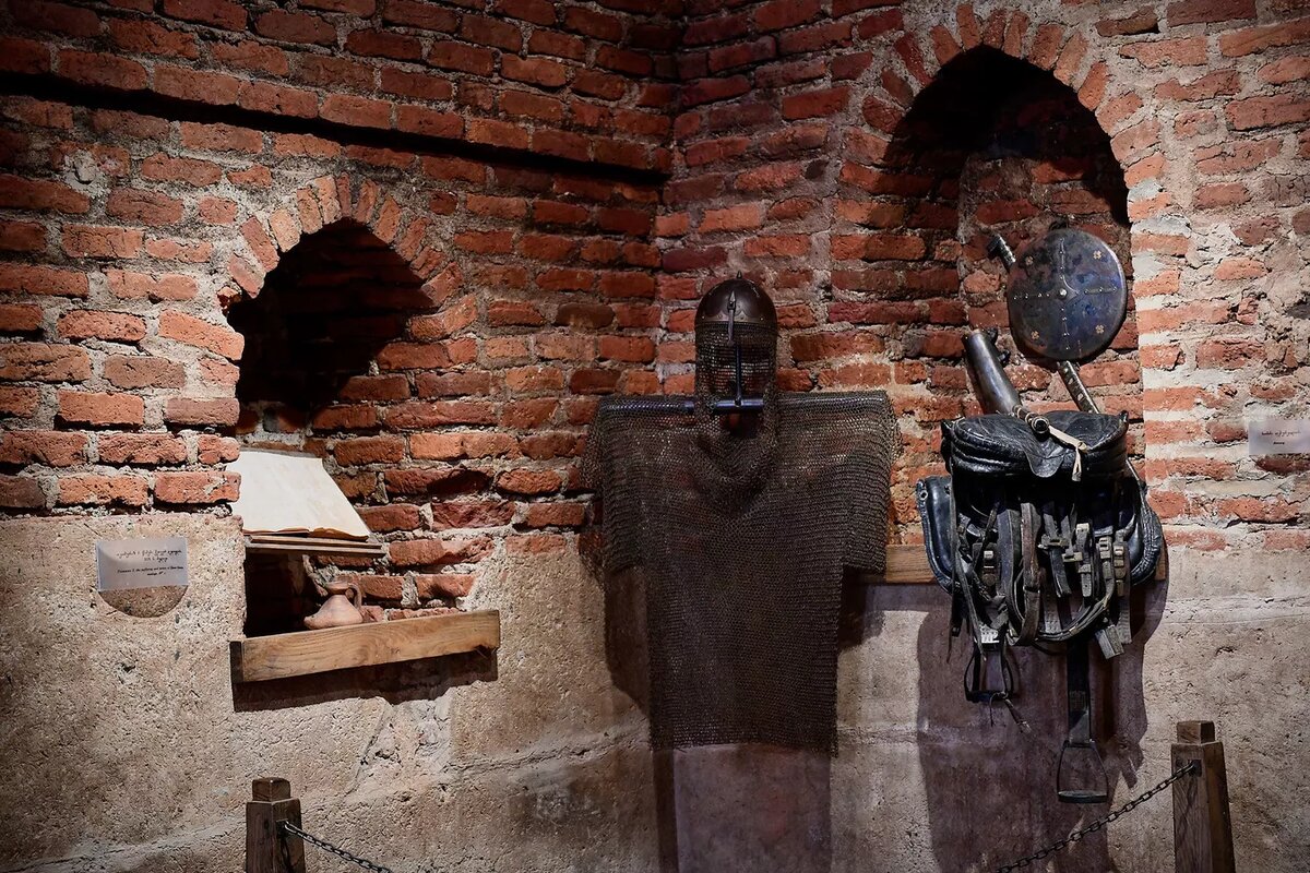 Старинные грузинские доспехи.