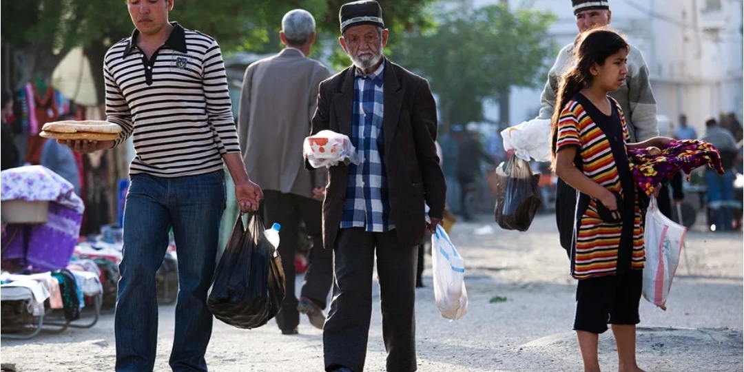 На Российскую пенсию, где можно жить "на полную катушка"?