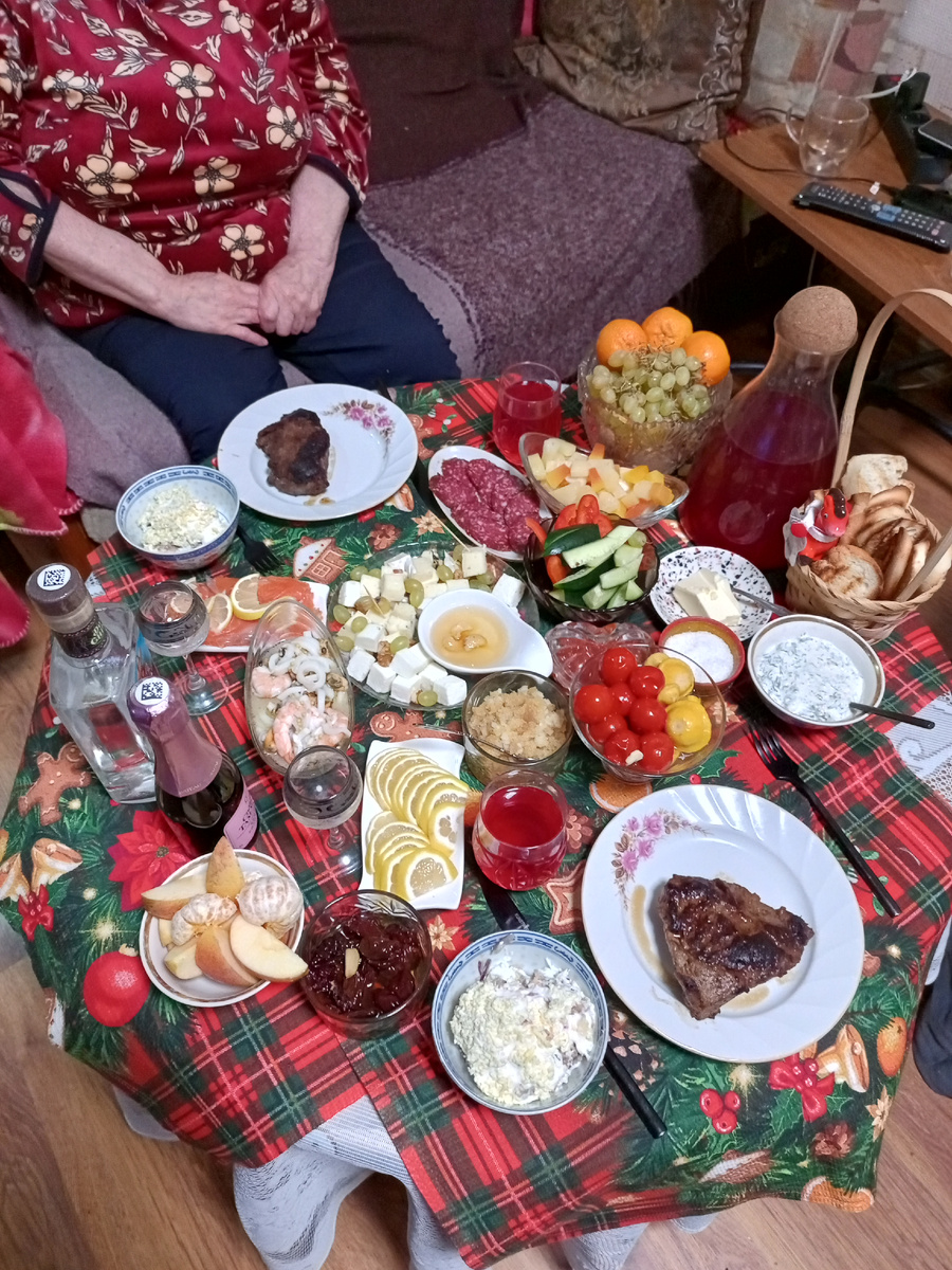 Наш новогодний столик, вспоминаем 